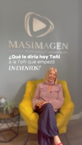 UNA FRASE A LA TOÑI DEL PASADO-Cover