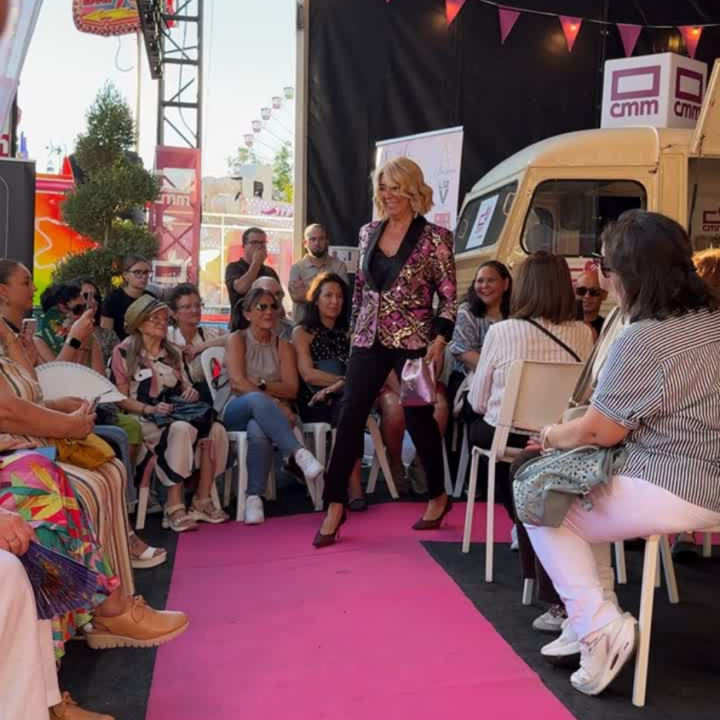 Desfile-mujeres-lideres - feria de albacete (3)